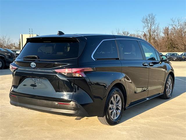 used 2021 Toyota Sienna car, priced at $33,296