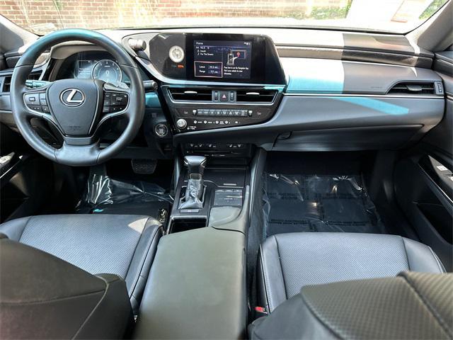 used 2022 Lexus ES 350 car, priced at $36,500