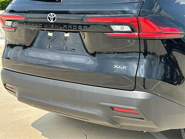 new 2025 Toyota Grand Highlander car, priced at $45,608