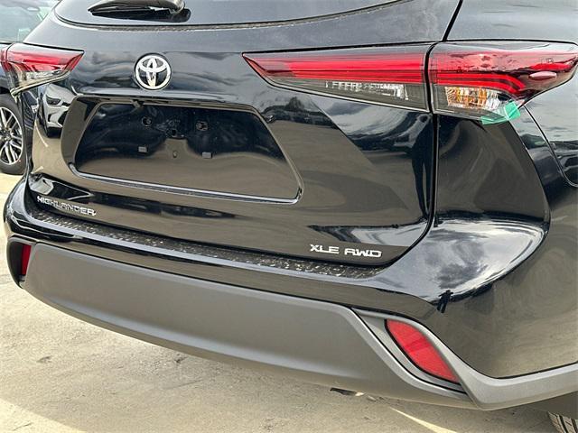 new 2026 Toyota Highlander car, priced at $47,153