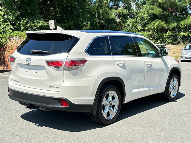 used 2015 Toyota Highlander car, priced at $18,157