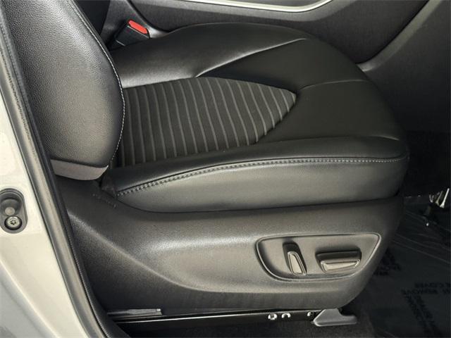 used 2022 Toyota Highlander car, priced at $43,600