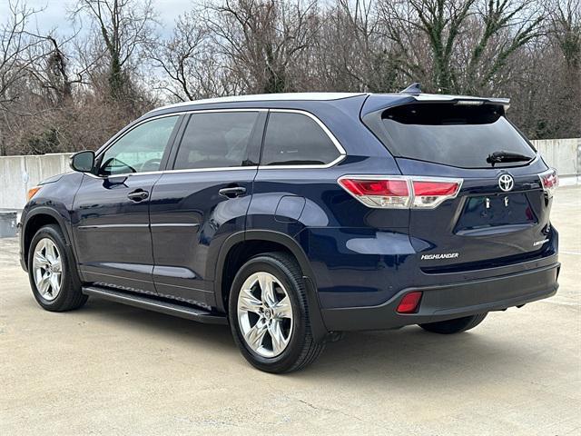 used 2016 Toyota Highlander car, priced at $24,749