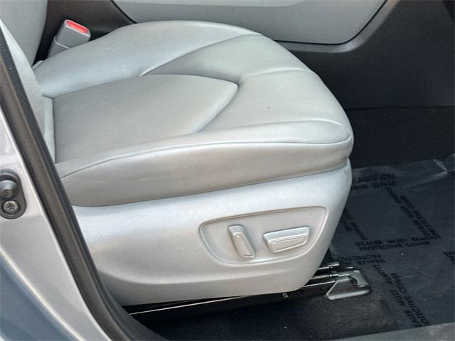 used 2022 Toyota Highlander car, priced at $34,995