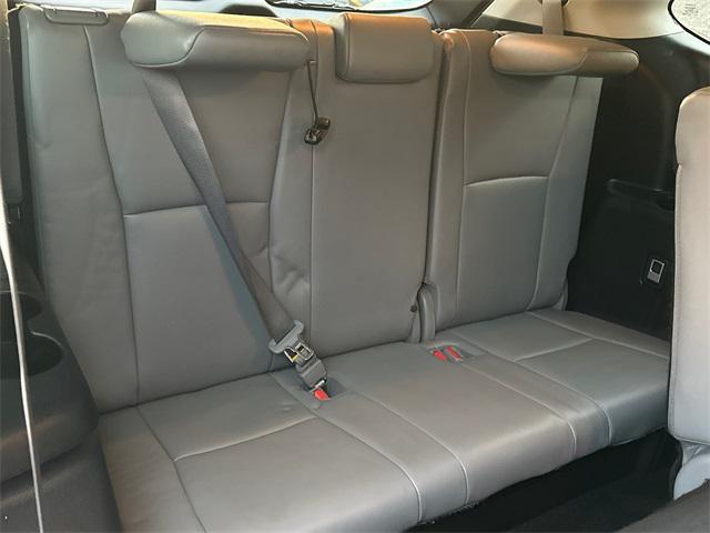 used 2022 Toyota Highlander car, priced at $34,995