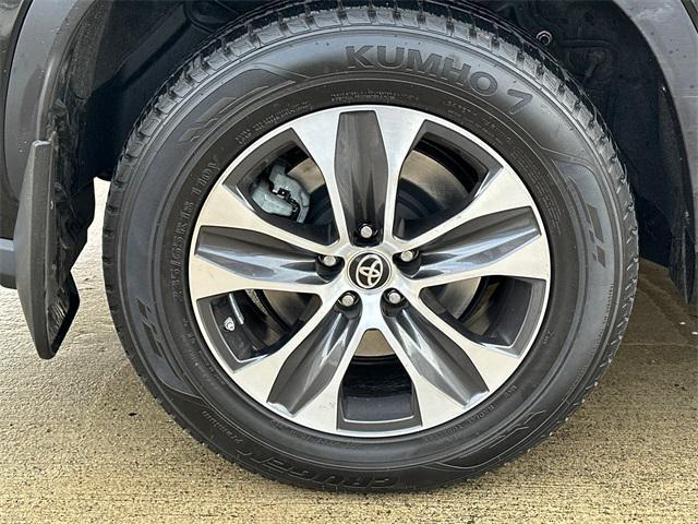 used 2021 Toyota Highlander Hybrid car, priced at $37,185
