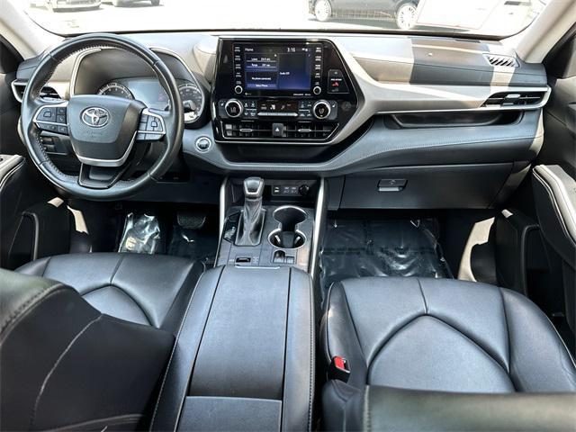 used 2022 Toyota Highlander car, priced at $29,451