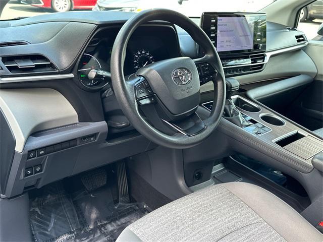 used 2023 Toyota Sienna car, priced at $40,995