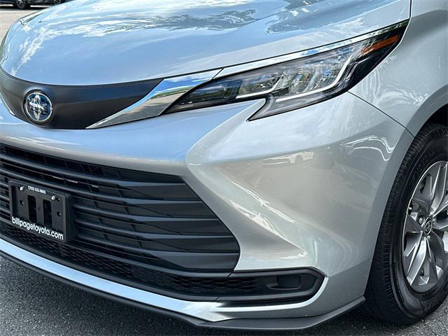 used 2023 Toyota Sienna car, priced at $40,995