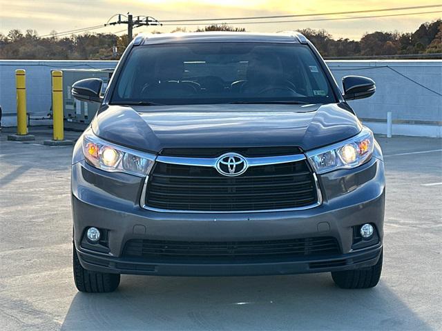 used 2015 Toyota Highlander car, priced at $22,500