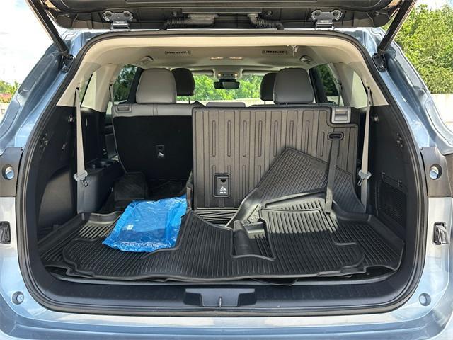 used 2021 Toyota Highlander car, priced at $37,000