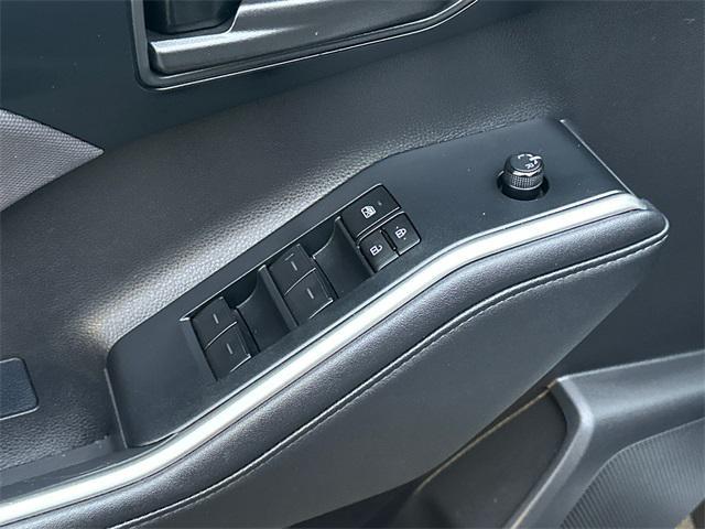 used 2024 Toyota Highlander car, priced at $35,749