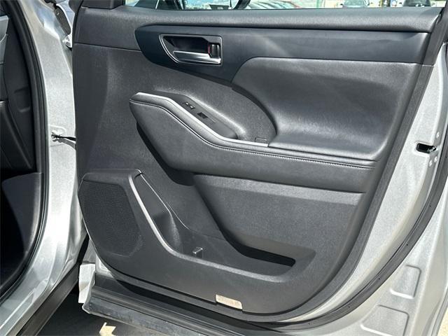 used 2024 Toyota Highlander car, priced at $37,379