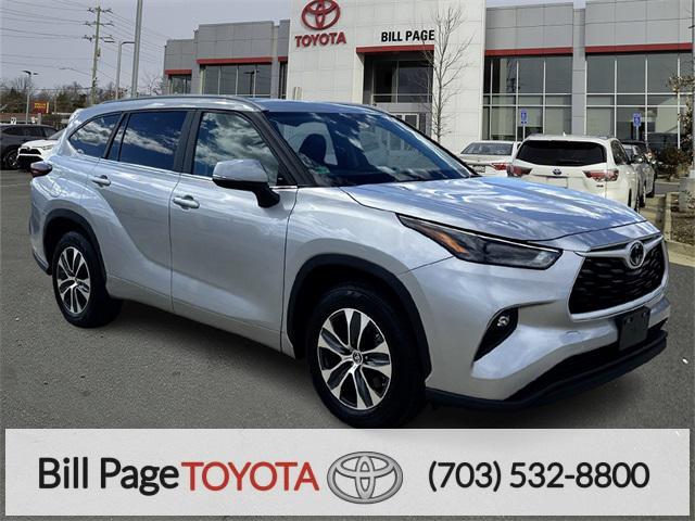 used 2024 Toyota Highlander car, priced at $37,379