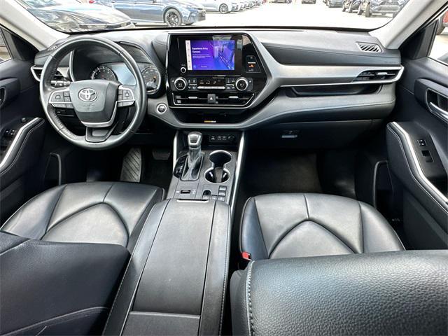 used 2024 Toyota Highlander car, priced at $37,379