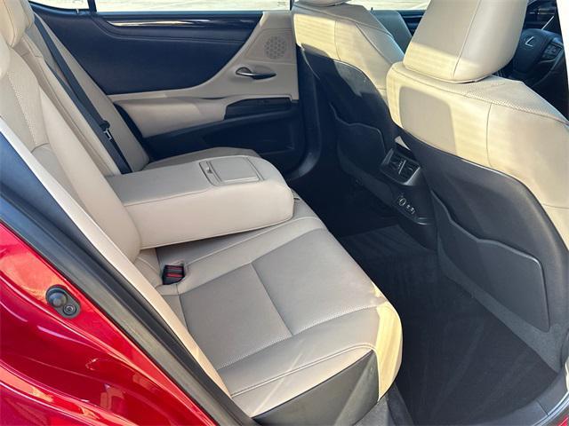 used 2021 Lexus ES 250 car, priced at $26,952