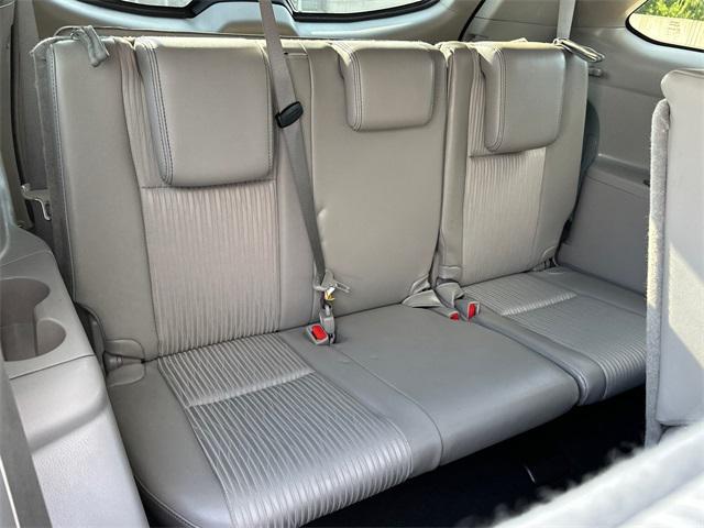 used 2017 Toyota Highlander car