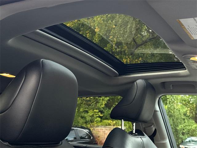 used 2020 Toyota Highlander car, priced at $27,715