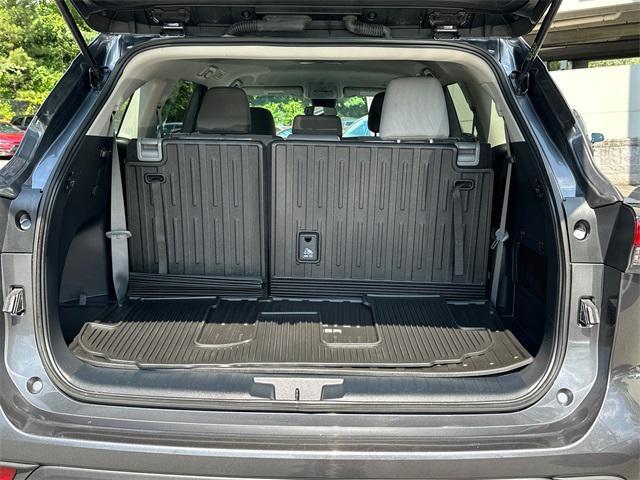 used 2023 Toyota Highlander car, priced at $37,840