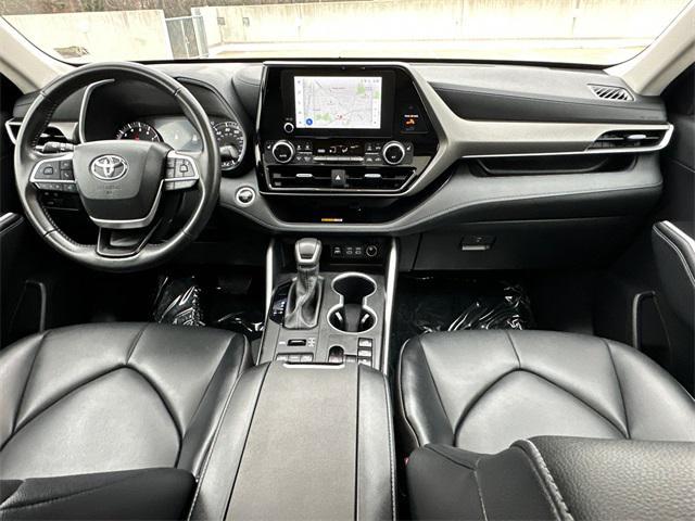 used 2024 Toyota Highlander car, priced at $42,465