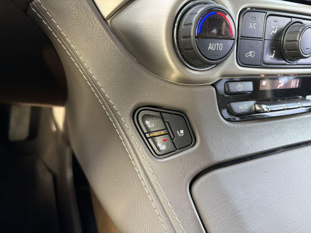 used 2019 GMC Yukon car, priced at $34,000