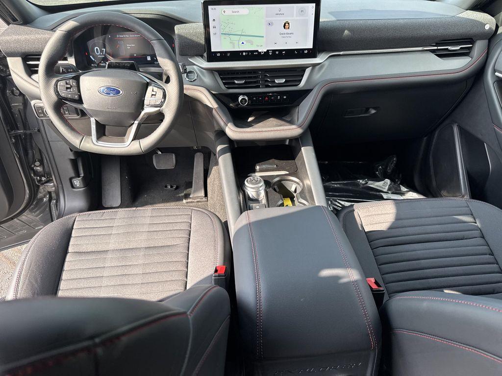 new 2025 Ford Explorer car, priced at $47,425