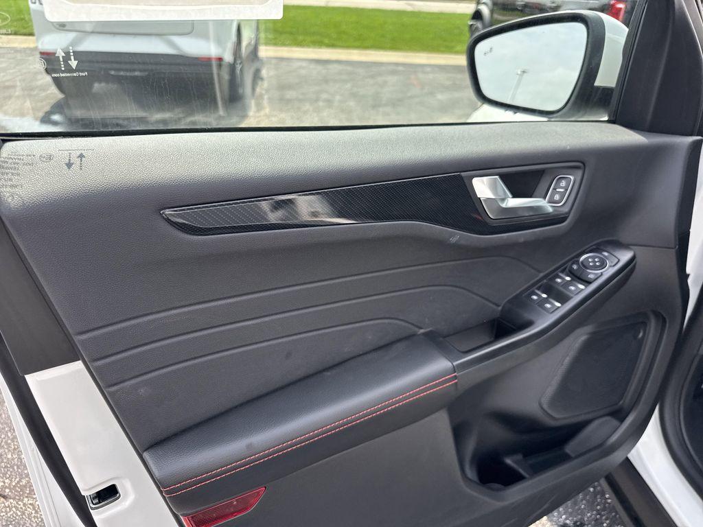 new 2025 Ford Escape car, priced at $32,296