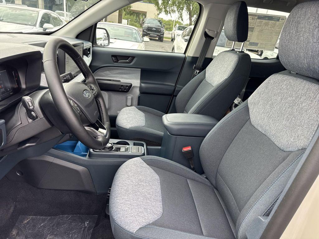 new 2025 Ford Maverick car, priced at $34,140
