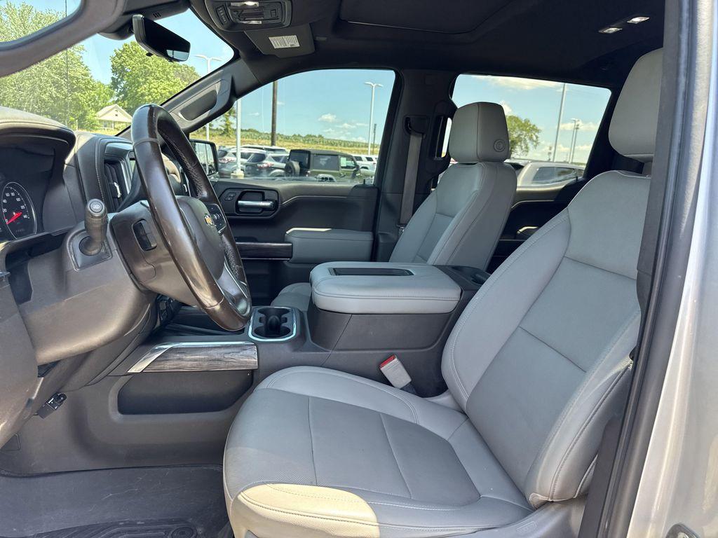 used 2021 Chevrolet Silverado 1500 car, priced at $34,000