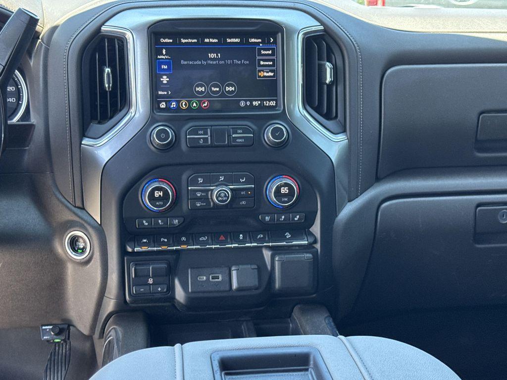 used 2021 Chevrolet Silverado 1500 car, priced at $34,000