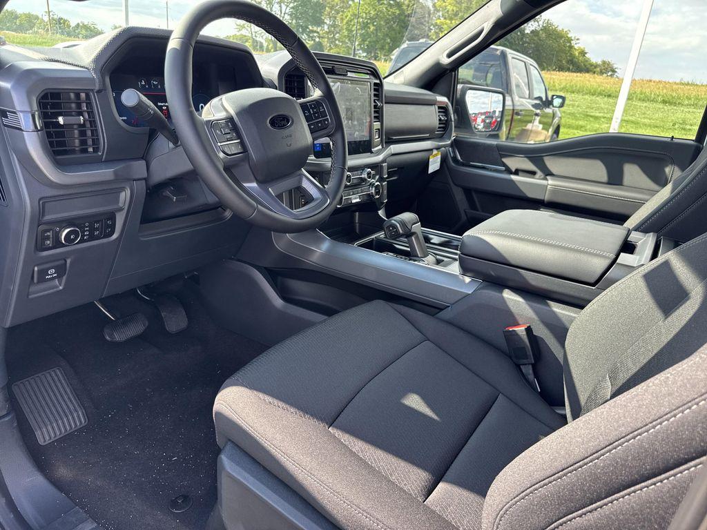 new 2025 Ford F-150 car, priced at $58,260