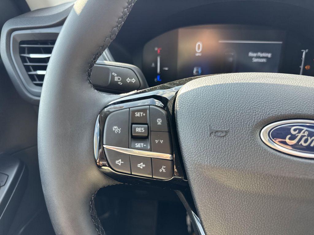 new 2025 Ford Escape car, priced at $30,278