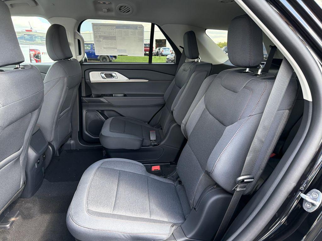 new 2025 Ford Explorer car, priced at $40,835