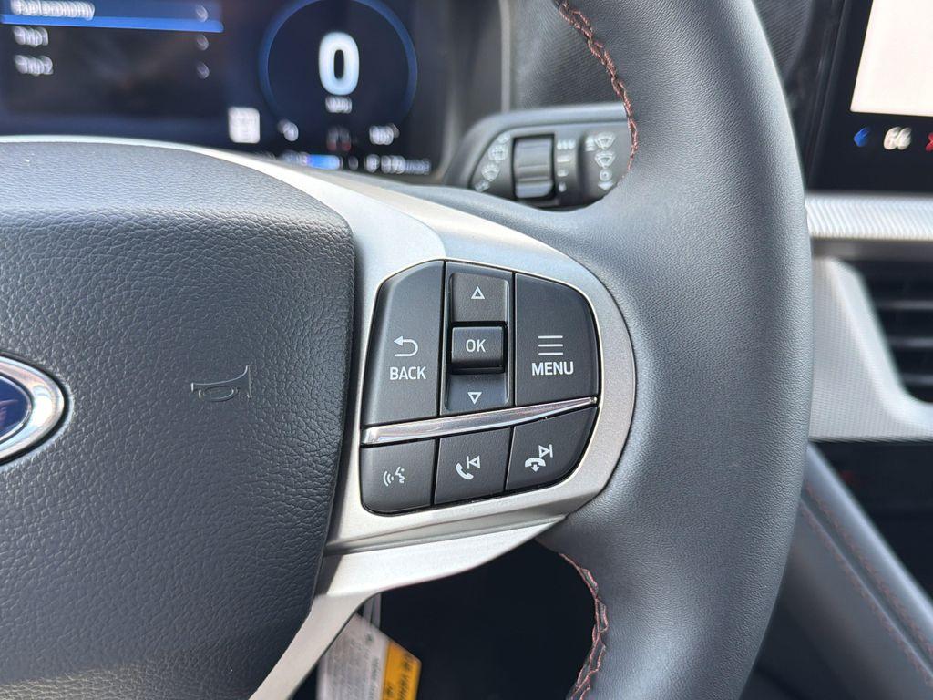 new 2025 Ford Explorer car, priced at $40,835
