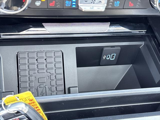 new 2025 Ford F-250 car, priced at $80,544