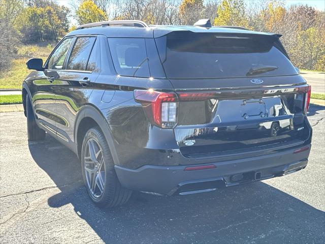 new 2025 Ford Explorer car, priced at $51,091