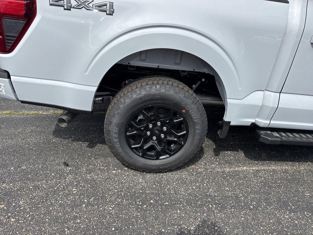 new 2025 Ford F-150 car, priced at $54,211