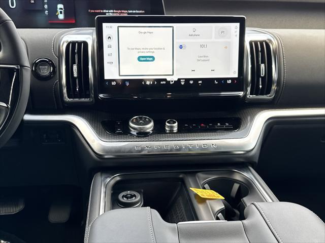 new 2025 Ford Expedition Max car, priced at $87,073