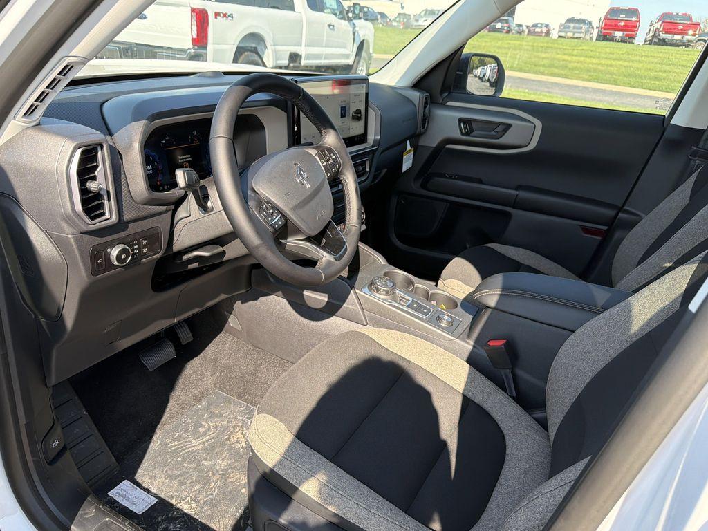 new 2025 Ford Bronco Sport car, priced at $31,423