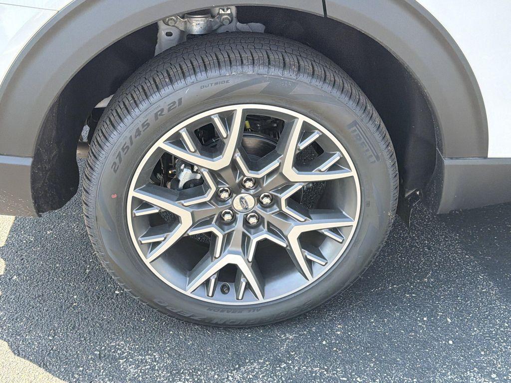 new 2025 Ford Explorer car, priced at $58,232