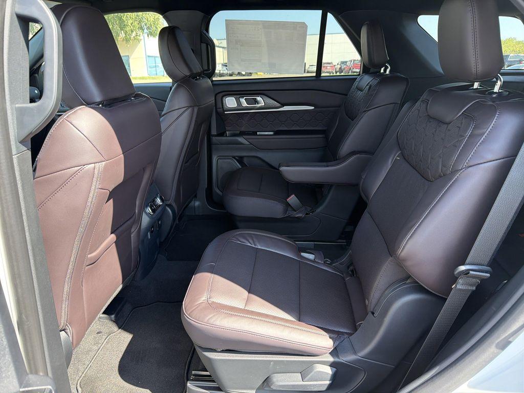 new 2025 Ford Explorer car, priced at $58,232