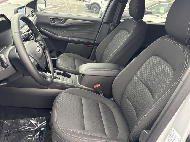 new 2025 Ford Escape car, priced at $30,868