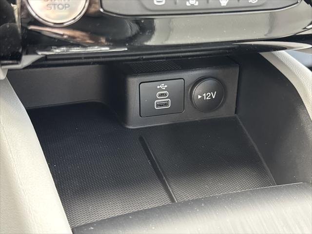 new 2025 Ford Escape PHEV car, priced at $37,321