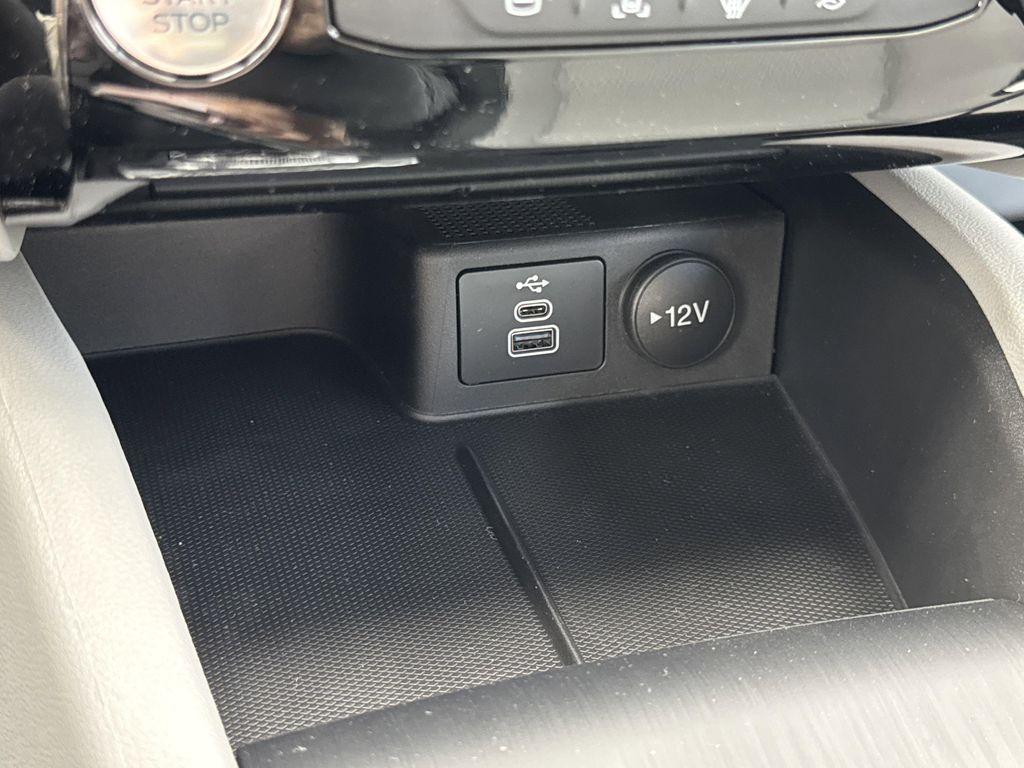 new 2025 Ford Escape PHEV car, priced at $33,136