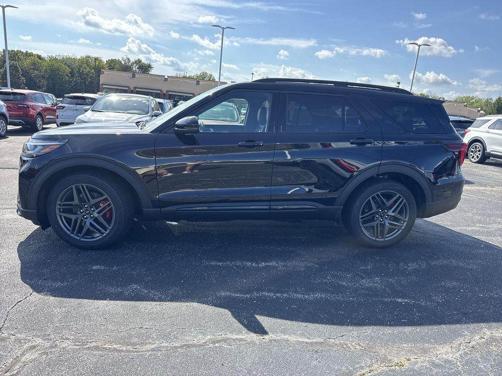 new 2025 Ford Explorer car, priced at $55,629