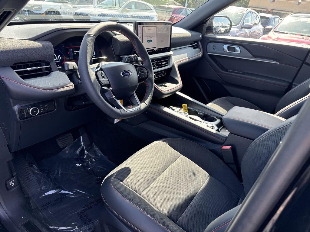 new 2025 Ford Explorer car, priced at $55,629
