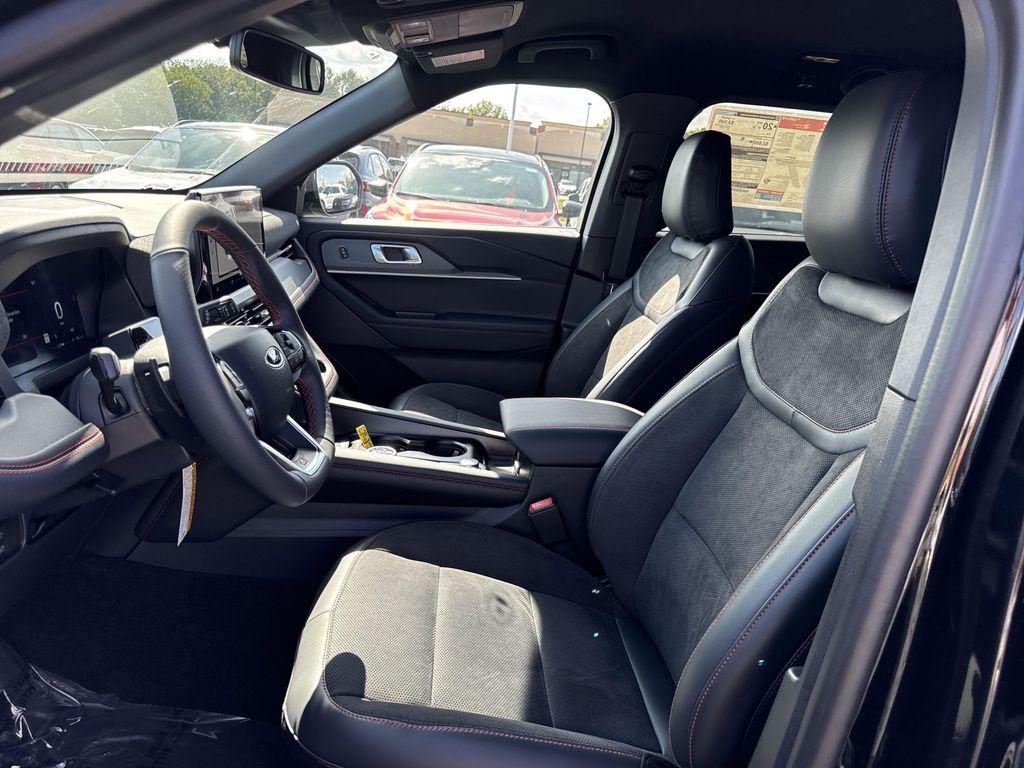 new 2025 Ford Explorer car, priced at $55,629