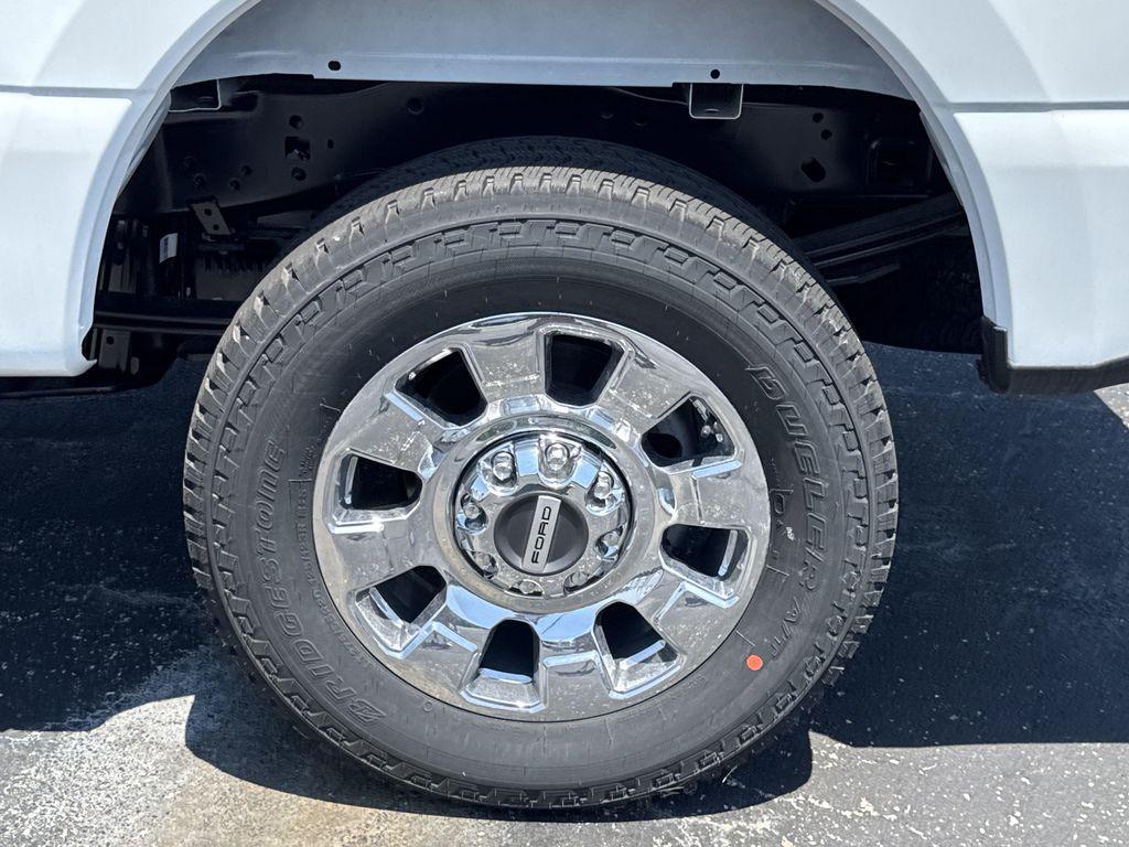 new 2025 Ford F-250 car, priced at $77,945