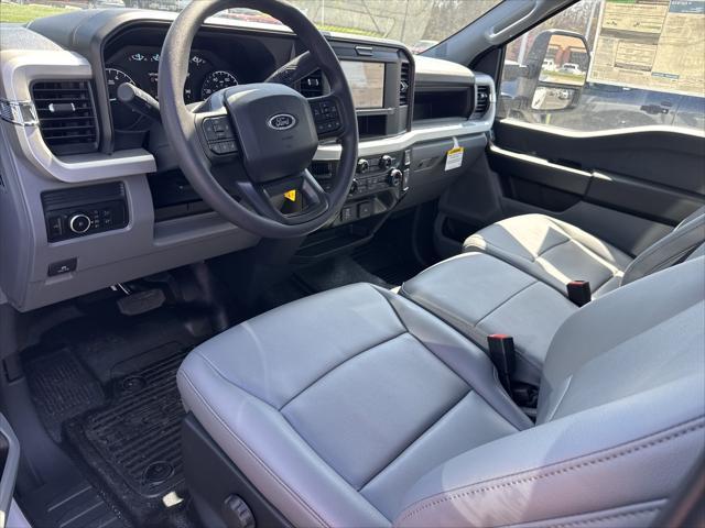 new 2025 Ford F-250 car, priced at $52,920