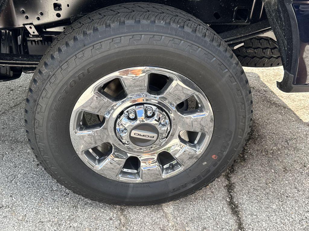 new 2025 Ford F-250 car, priced at $76,312